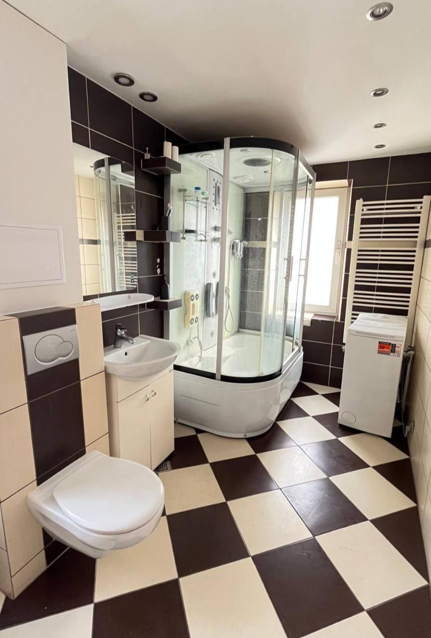Comfy, Nice And Small Room In Краків Екстер'єр фото
