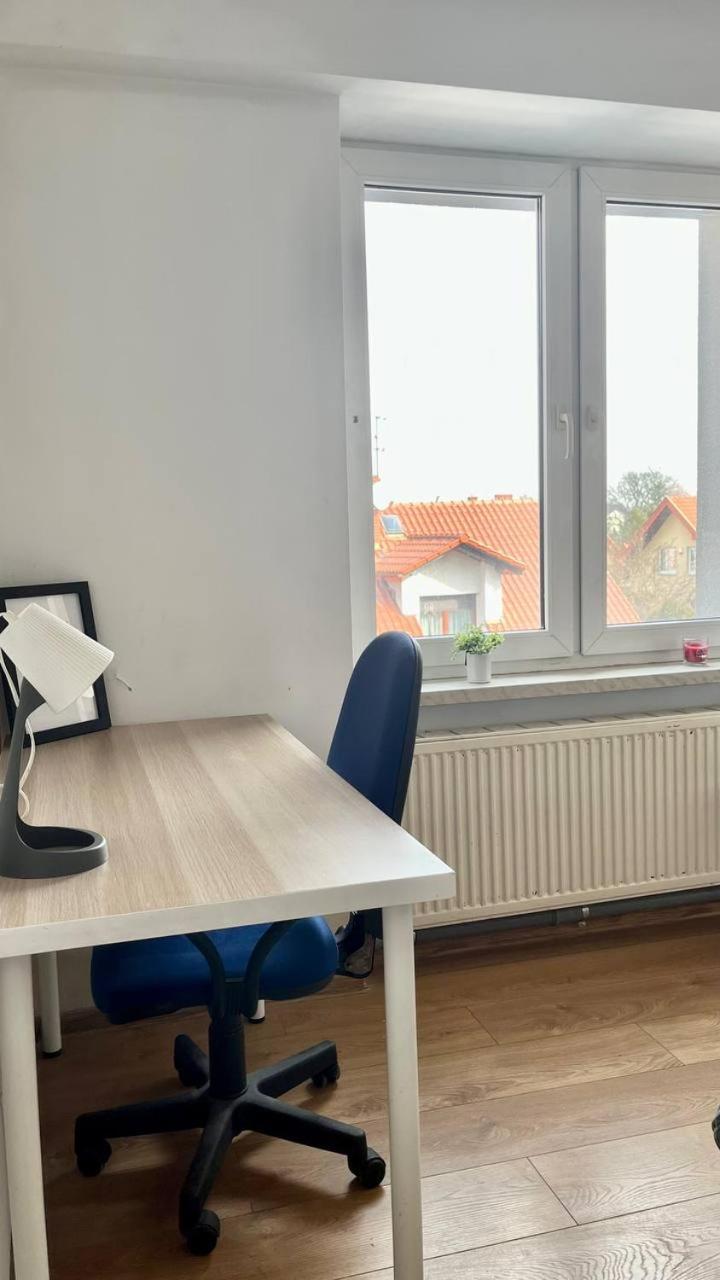 Comfy, Nice And Small Room In Краків Екстер'єр фото